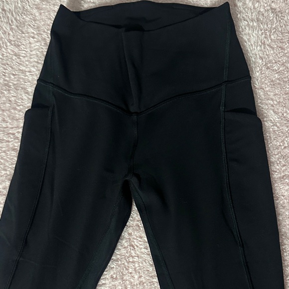 Black lululemon women Leggings with packets - Picture 5 of 8